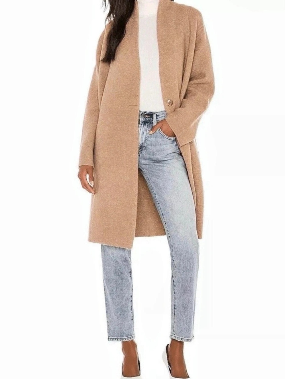 Vince Collarless Cardigan Coat Italian Wool
Alpaca Boucle Knit Camel Large